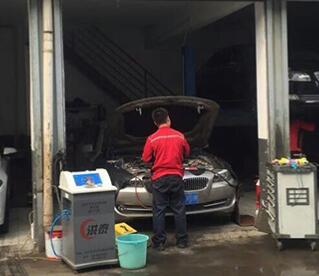 汽車的機(jī)油到底該怎么選？